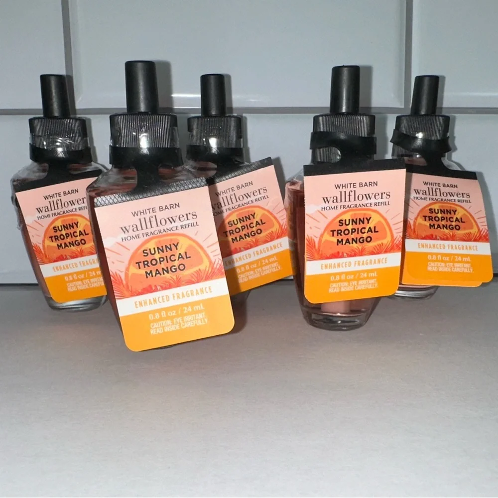 4 Sunny Tropical Mango Wallflower Refills - Picture 3 of 3